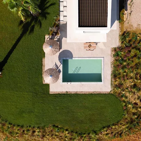 Flamingo Living Halkidiki - The Aparthotel *