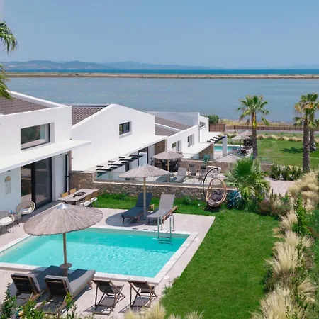 公寓式酒店 Flamingo Living Halkidiki - The 雅伊奥斯马马斯